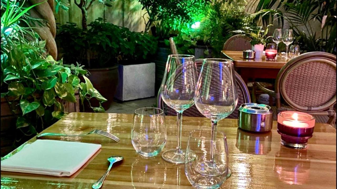 Hotel Calasanz Molins de Rei Εξωτερικό φωτογραφία