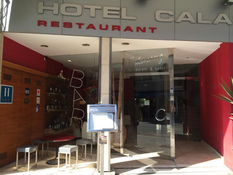Hotel Calasanz Molins de Rei Εξωτερικό φωτογραφία